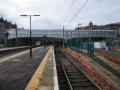 Dwarfed! 220 026 under Waverley's overall roof