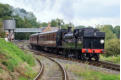 30053 shunting into the platform