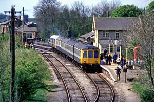 DMU at Cranmore station