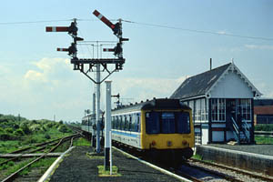 Cl 117 DMU at Skegness