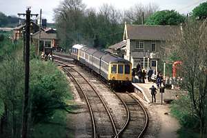 DMU at Cranmore station